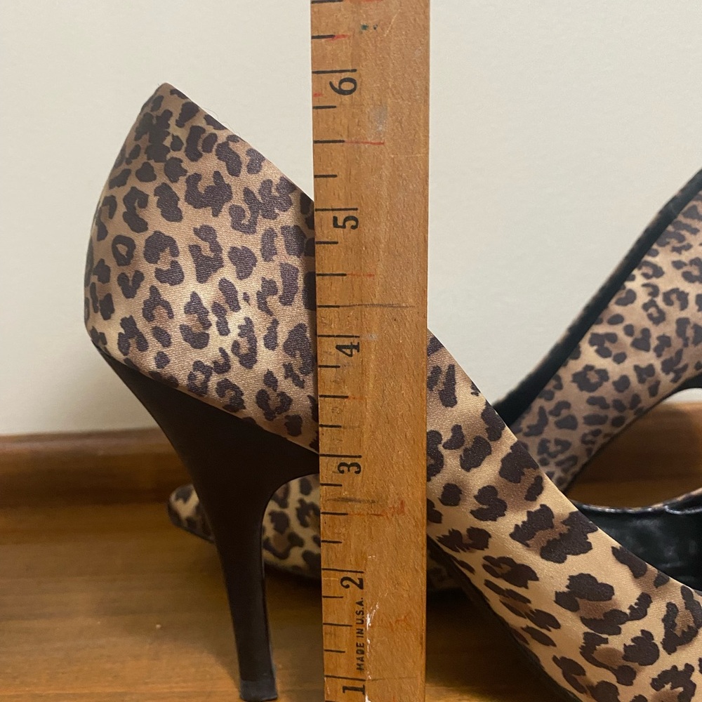 Steve Madden Animal Print Heels - Picture 4 of 4